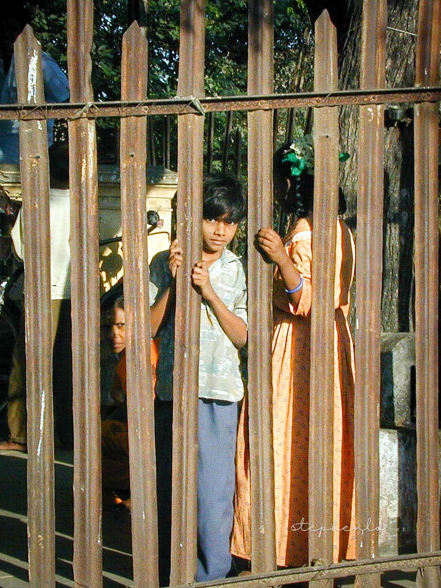 20020406-036