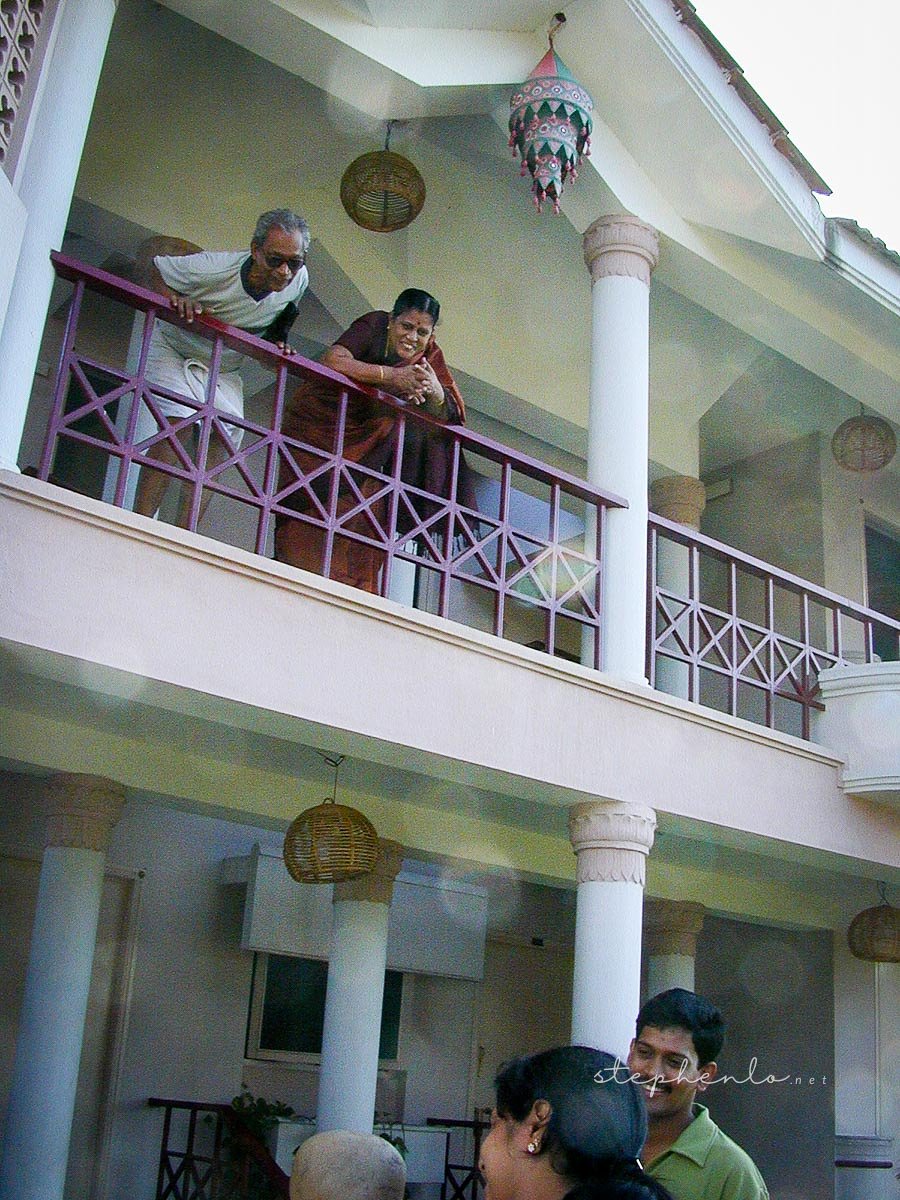 20020406-043