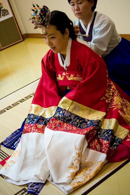 Preparing for the peh beck ceremony