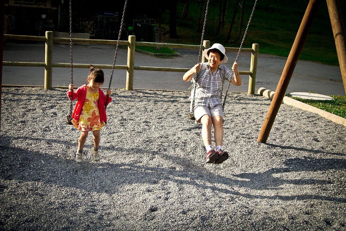 20120821-034