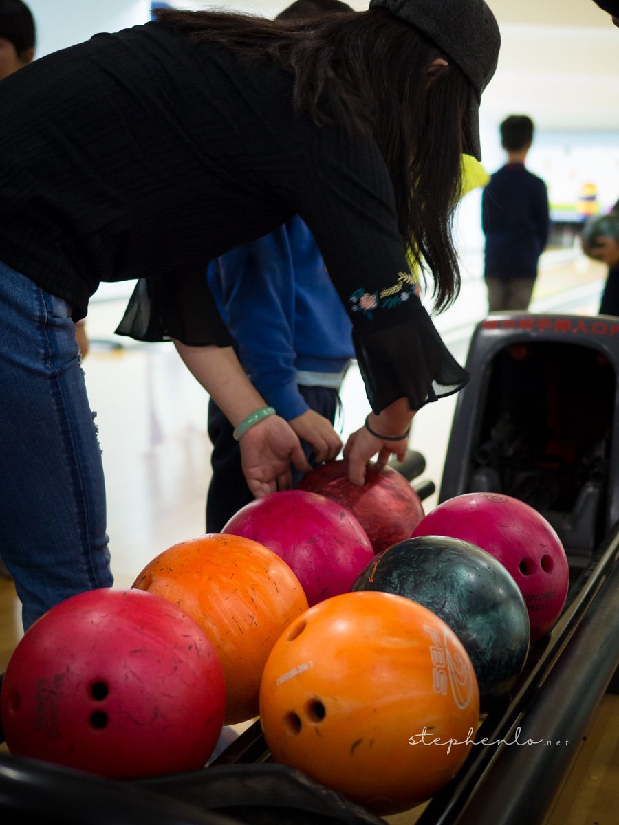 AE's Bowling Bday